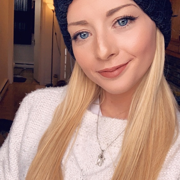 Meet your Posher, Shawna - Picture 2 of 2